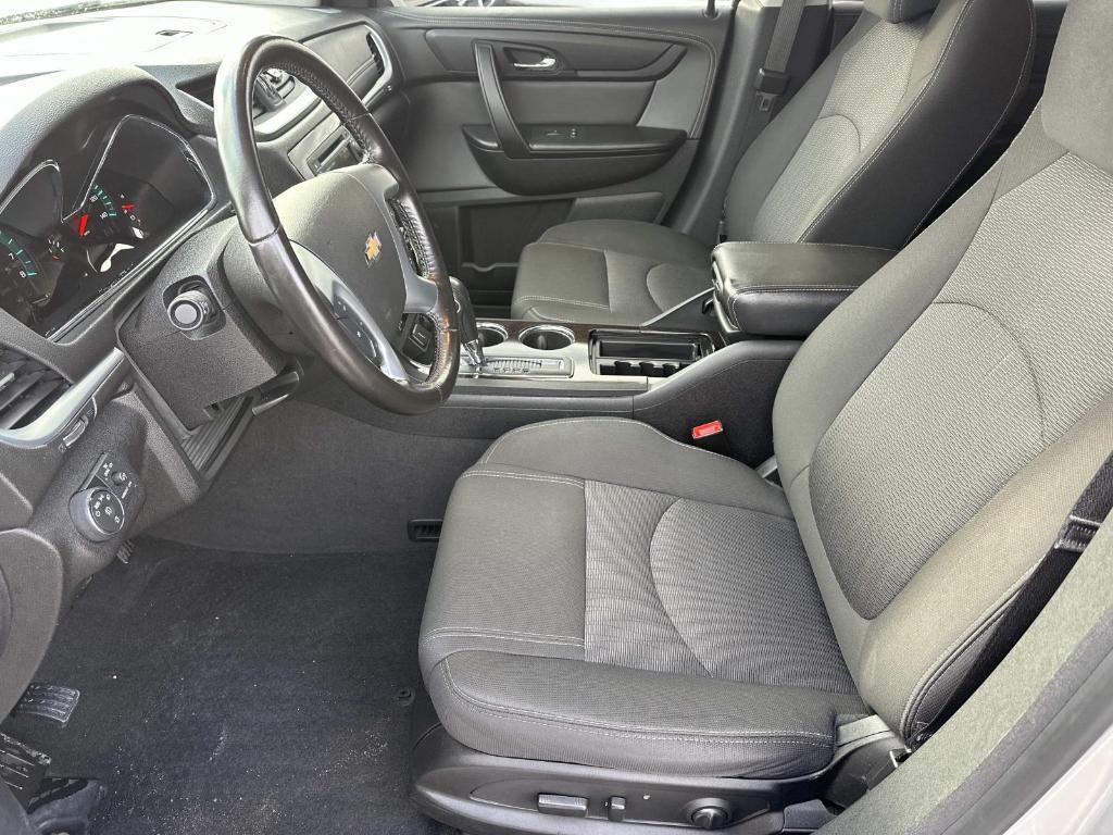 used 2017 Chevrolet Traverse car, priced at $12,996