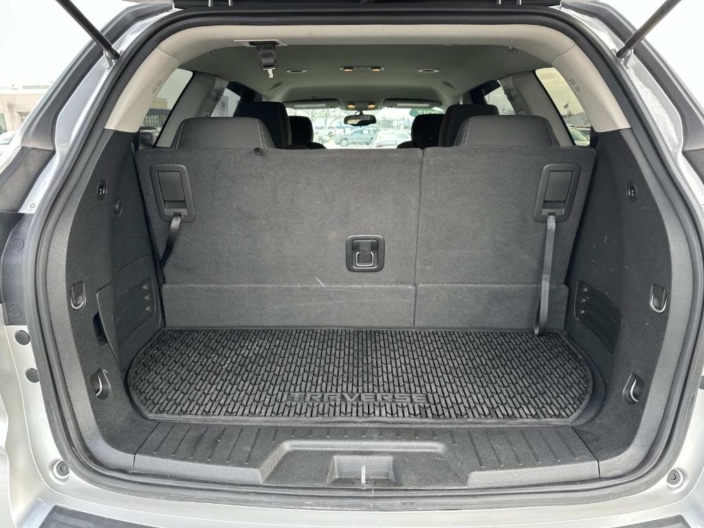 used 2017 Chevrolet Traverse car, priced at $12,996