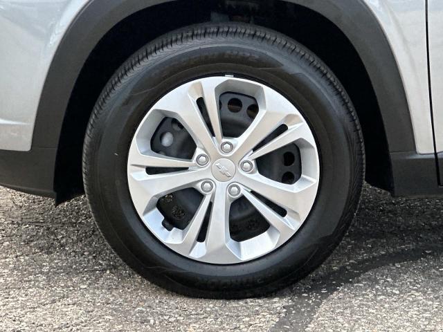 used 2024 Chevrolet Trax car, priced at $18,496