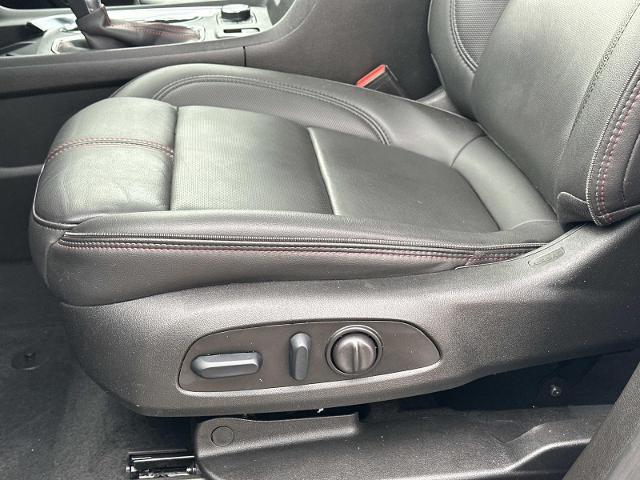 used 2023 Chevrolet Traverse car, priced at $37,296