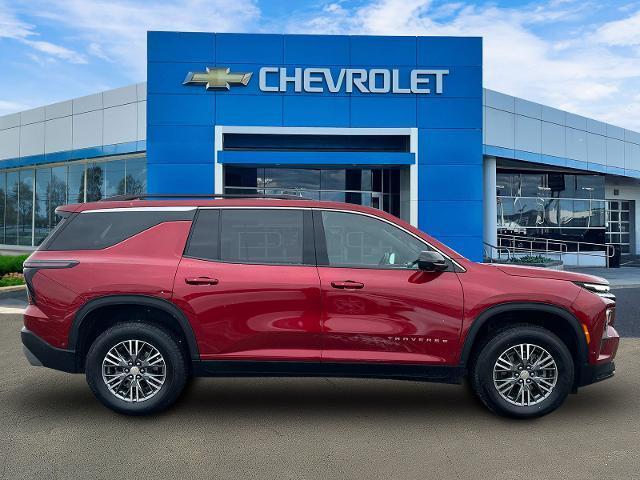 used 2024 Chevrolet Traverse car, priced at $38,396
