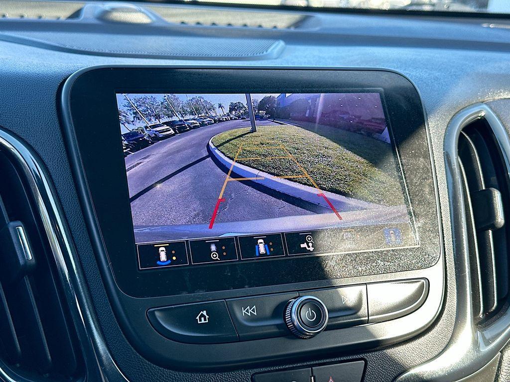 used 2023 Chevrolet Equinox car, priced at $20,395