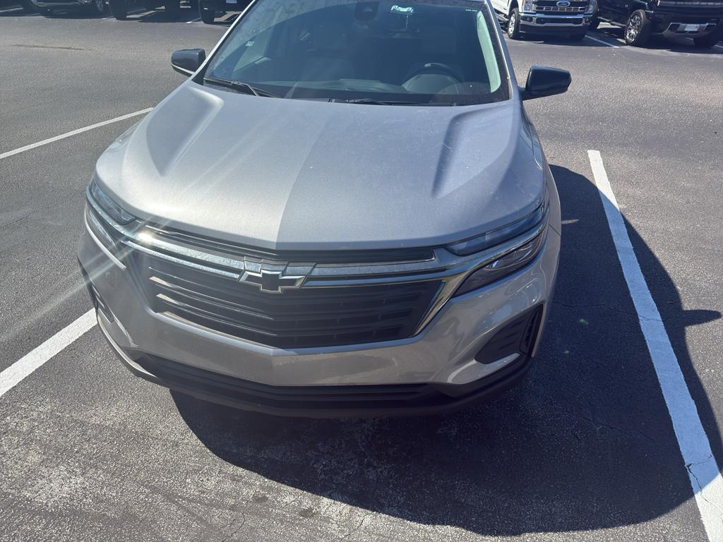 used 2024 Chevrolet Equinox car, priced at $21,516