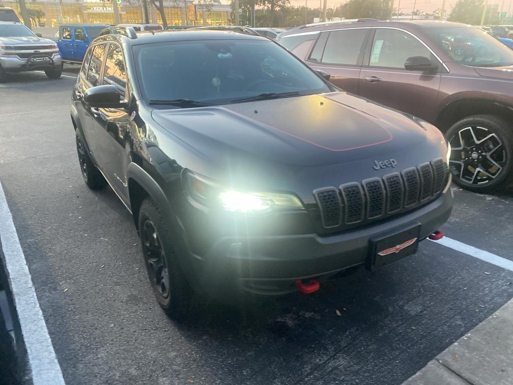 used 2022 Jeep Cherokee car, priced at $23,995