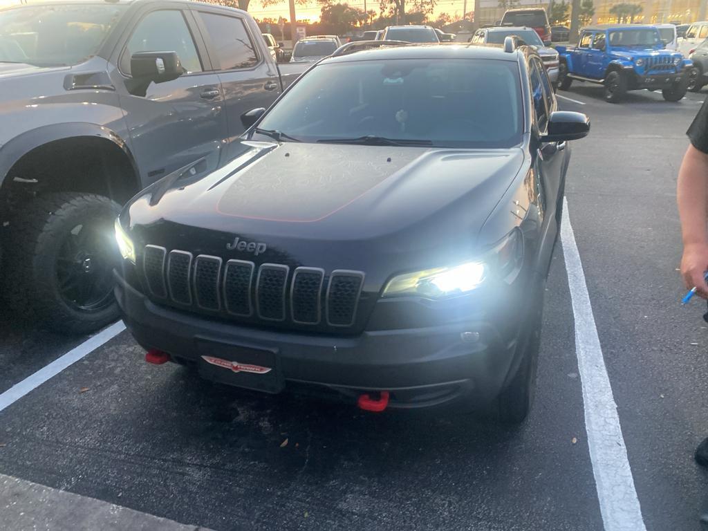 used 2022 Jeep Cherokee car, priced at $23,995