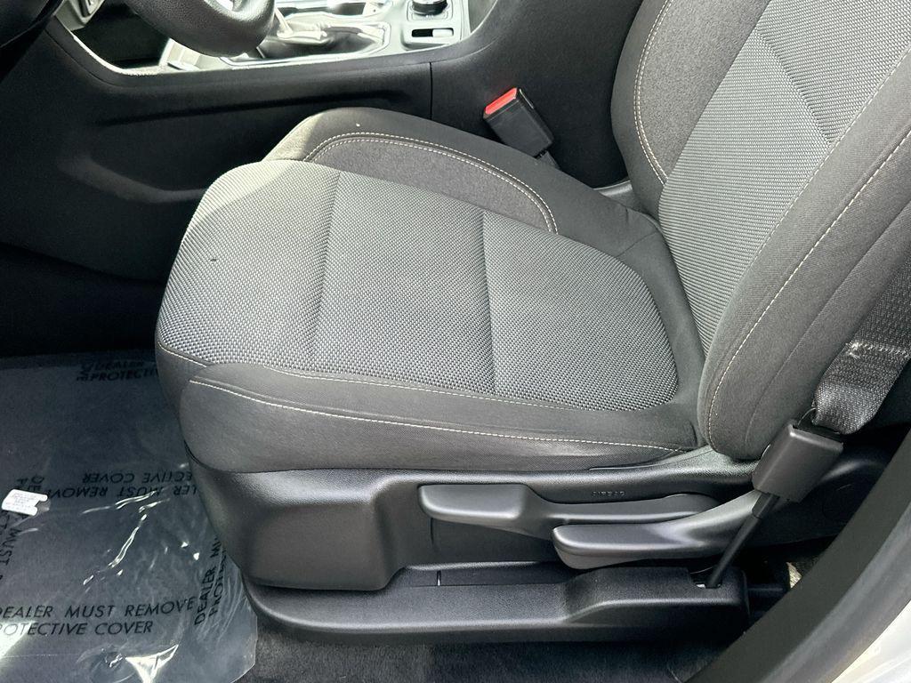 used 2021 Chevrolet Traverse car, priced at $23,812