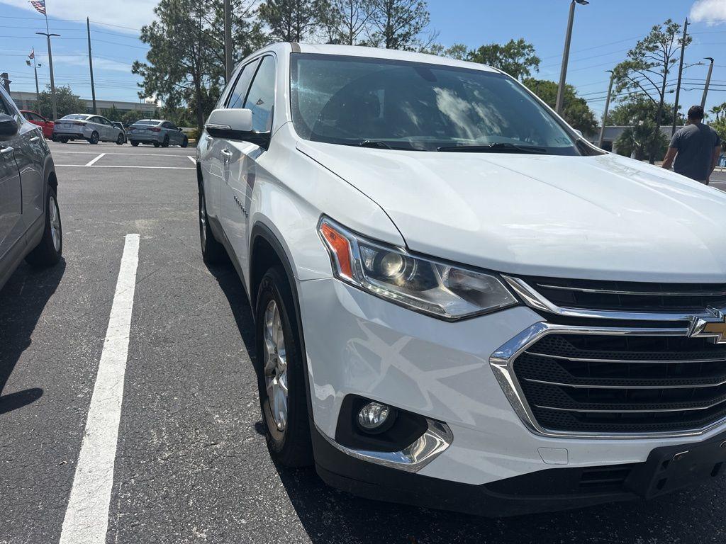 used 2018 Chevrolet Traverse car, priced at $17,448