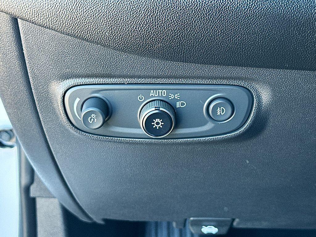 used 2020 Chevrolet Equinox car, priced at $19,703