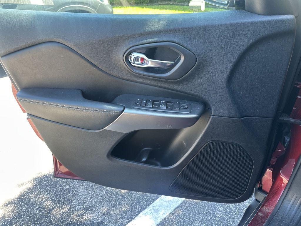 used 2019 Jeep Cherokee car, priced at $16,866