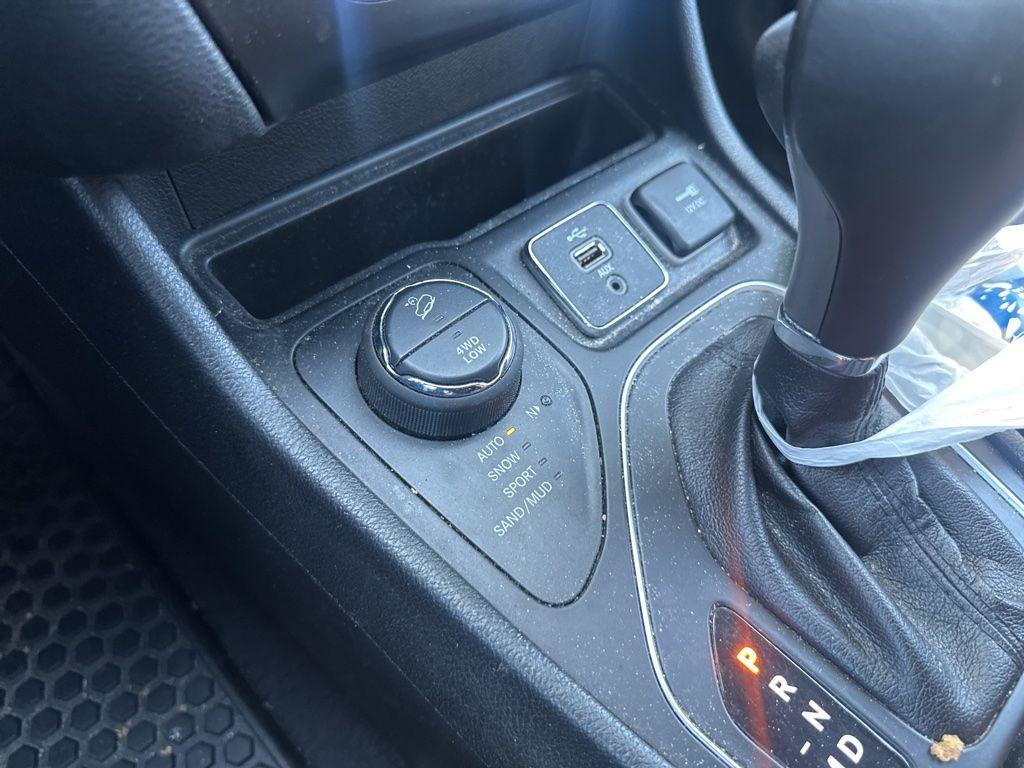 used 2019 Jeep Cherokee car, priced at $16,866