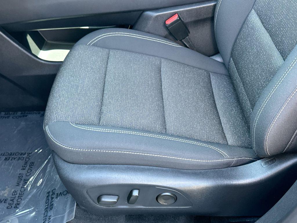 used 2024 Chevrolet Traverse car, priced at $36,952