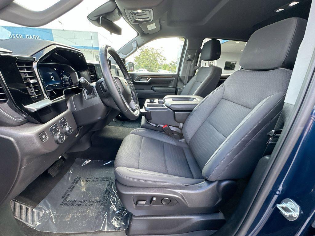 used 2023 Chevrolet Silverado 1500 car, priced at $34,000