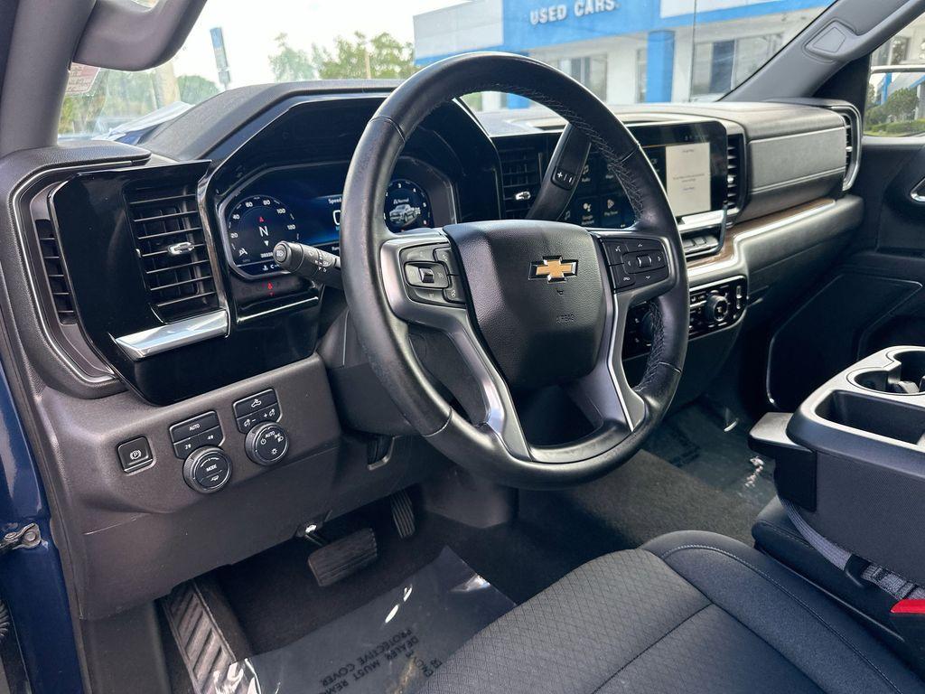 used 2023 Chevrolet Silverado 1500 car, priced at $34,000