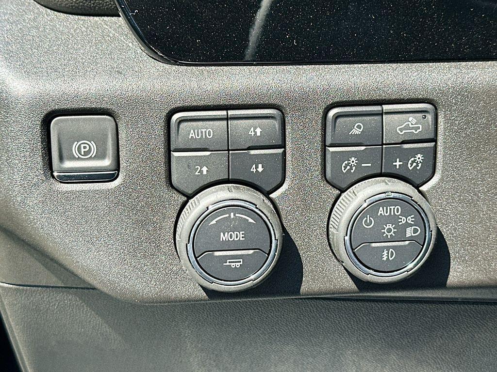 new 2025 Chevrolet Silverado 1500 car, priced at $72,434