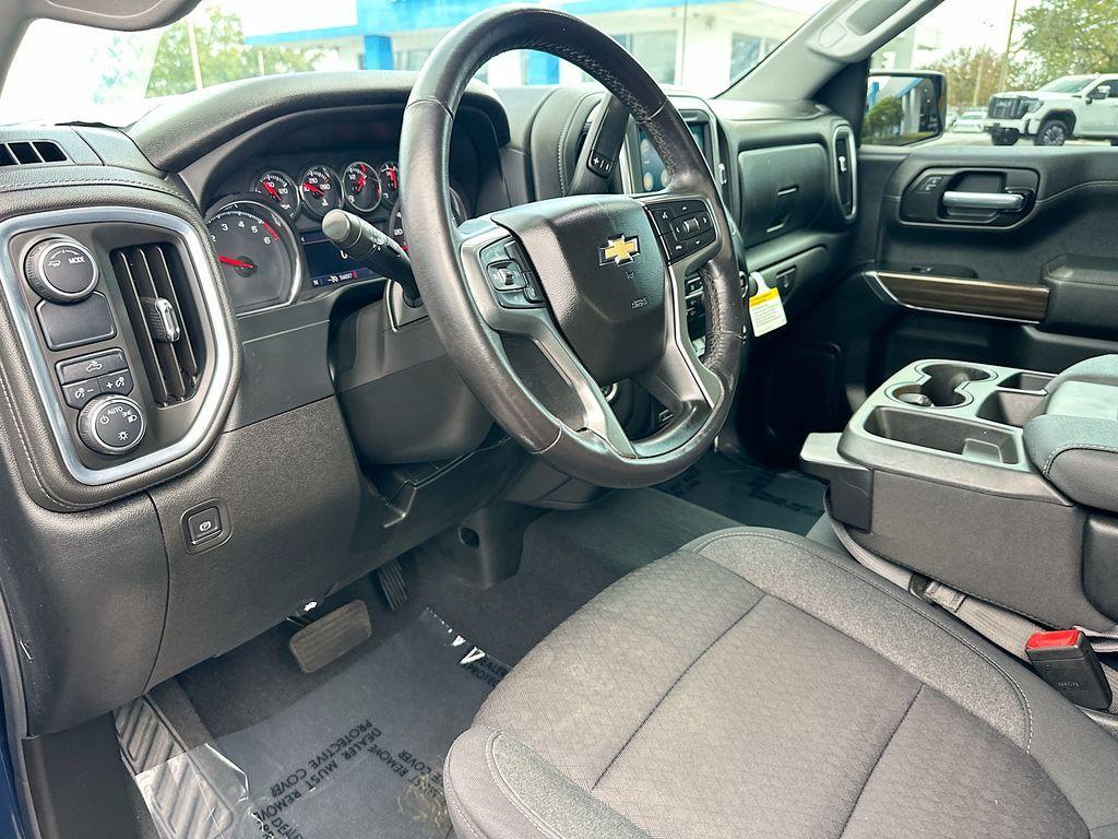 used 2021 Chevrolet Silverado 1500 car, priced at $27,899