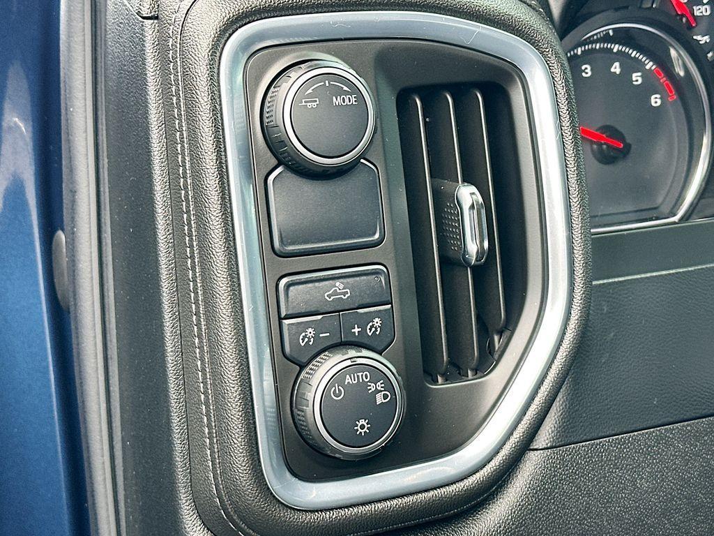 used 2021 Chevrolet Silverado 1500 car, priced at $27,899