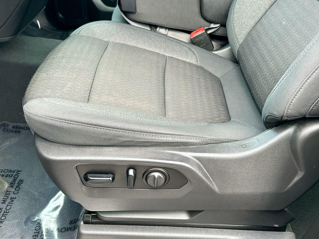 used 2021 Chevrolet Silverado 1500 car, priced at $27,899