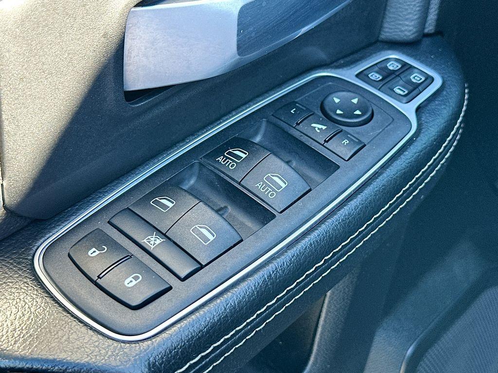 used 2024 Ram 2500 car, priced at $43,924