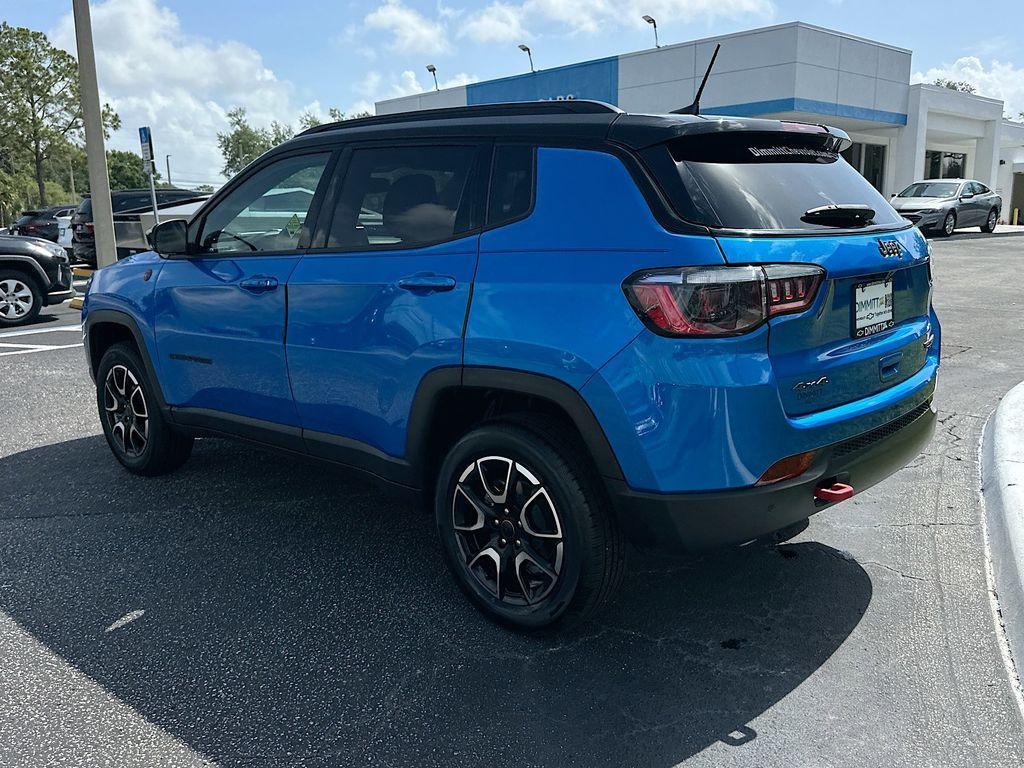 used 2025 Jeep Compass car, priced at $23,026