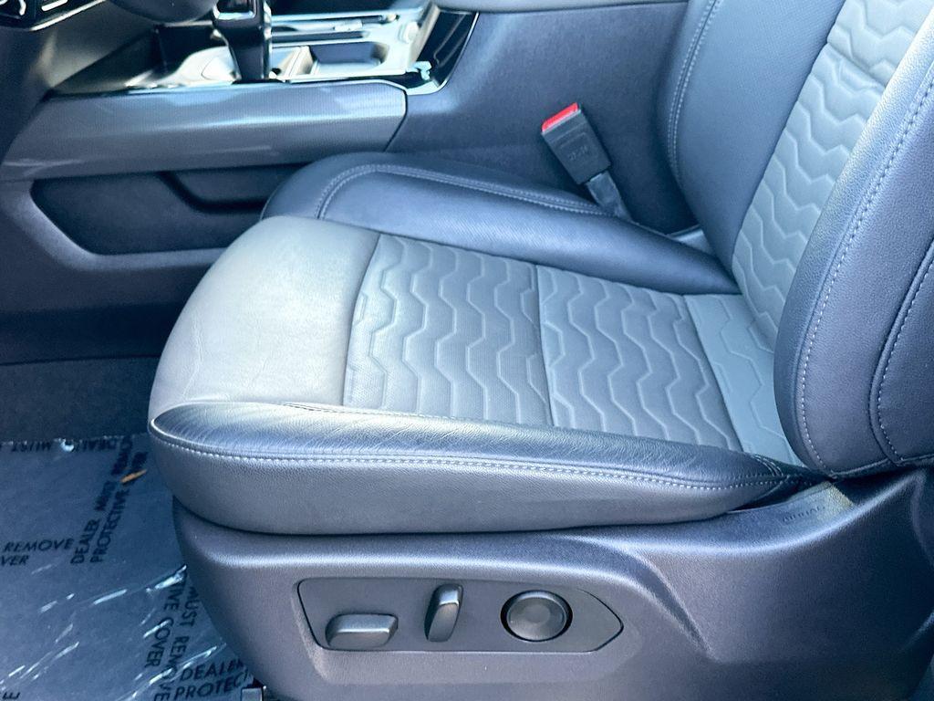 used 2024 Chevrolet Silverado 1500 car, priced at $58,995