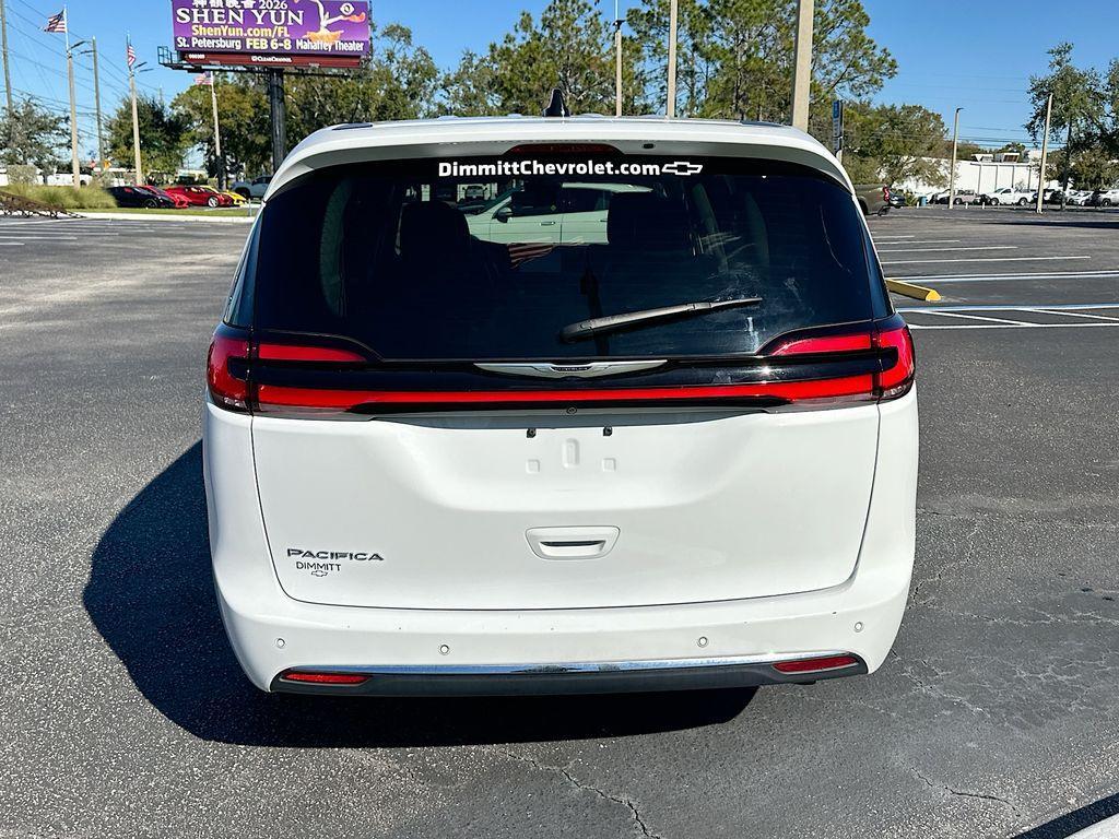 used 2024 Chrysler Pacifica car, priced at $27,450