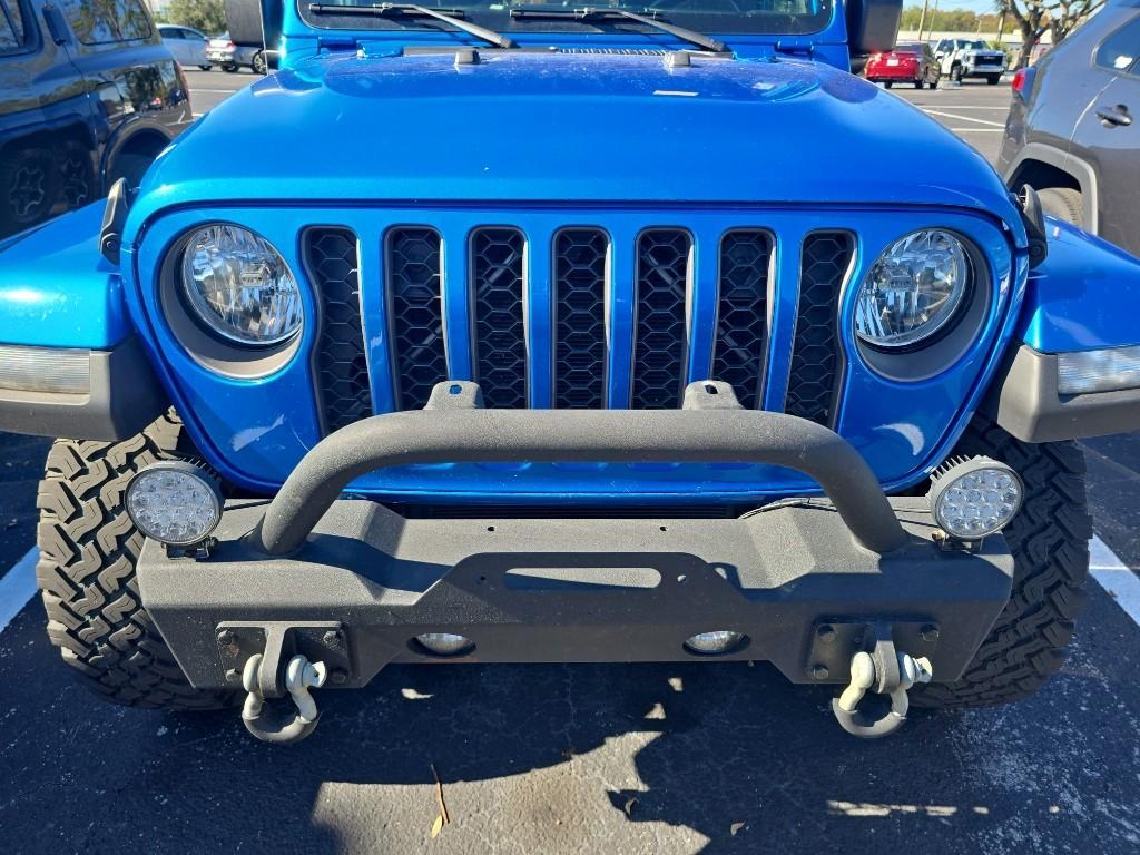 used 2021 Jeep Gladiator car, priced at $25,999