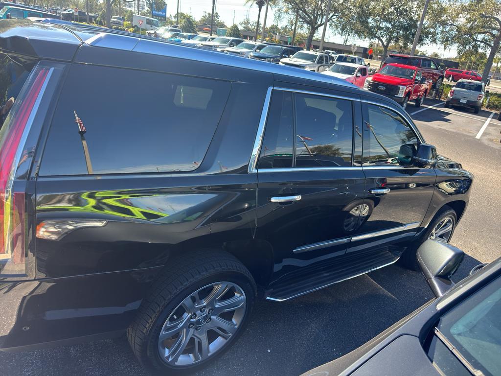 used 2017 Cadillac Escalade car, priced at $26,900