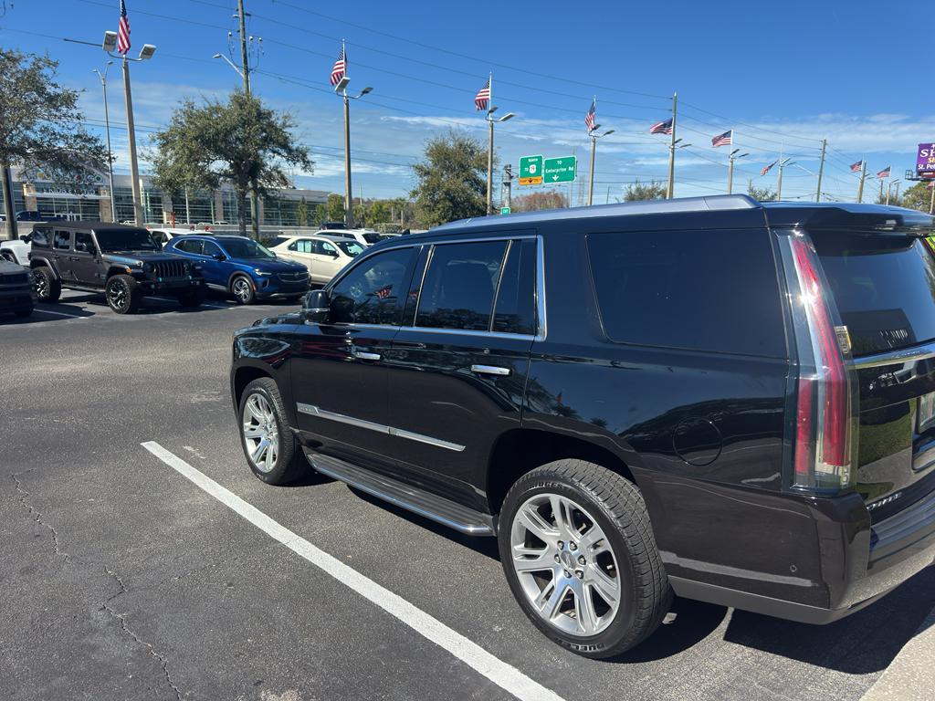 used 2017 Cadillac Escalade car, priced at $26,900