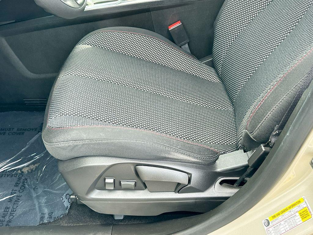 used 2016 Chevrolet Equinox car, priced at $10,600