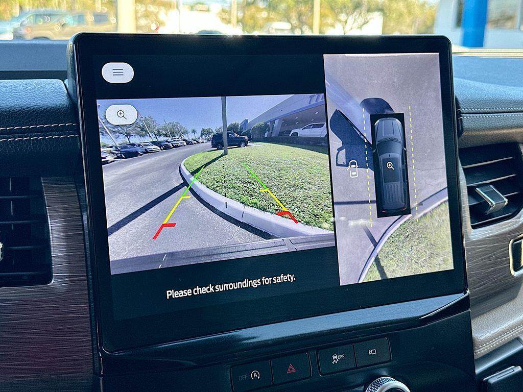 used 2024 Ford Expedition car, priced at $45,899