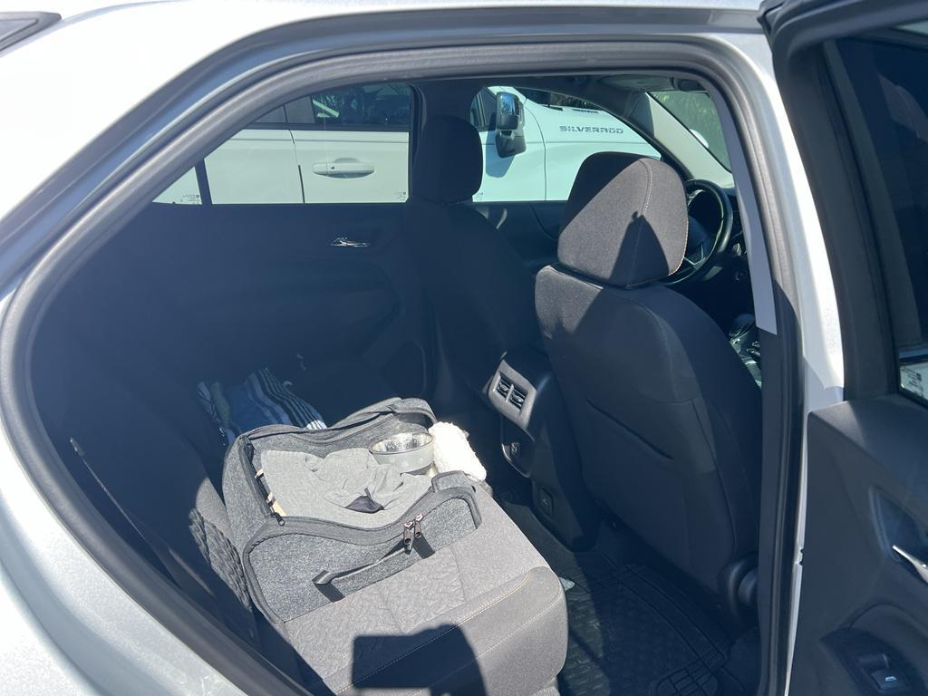 used 2022 Chevrolet Equinox car, priced at $18,400