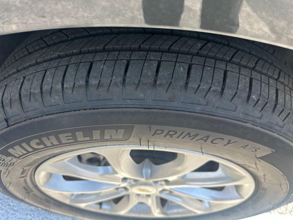 used 2020 Chevrolet Equinox car, priced at $19,443