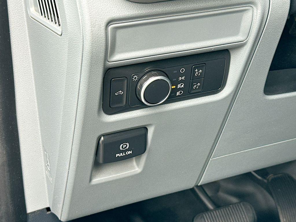 used 2022 Ford F-150 car, priced at $30,999