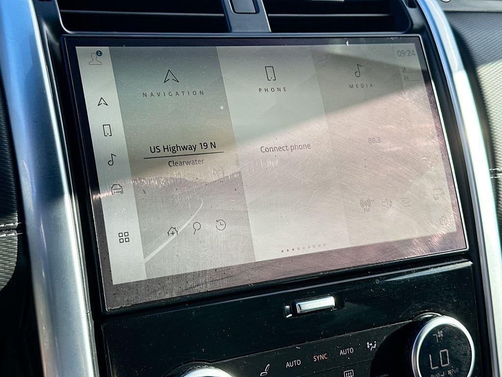 used 2023 Land Rover Discovery car, priced at $40,899