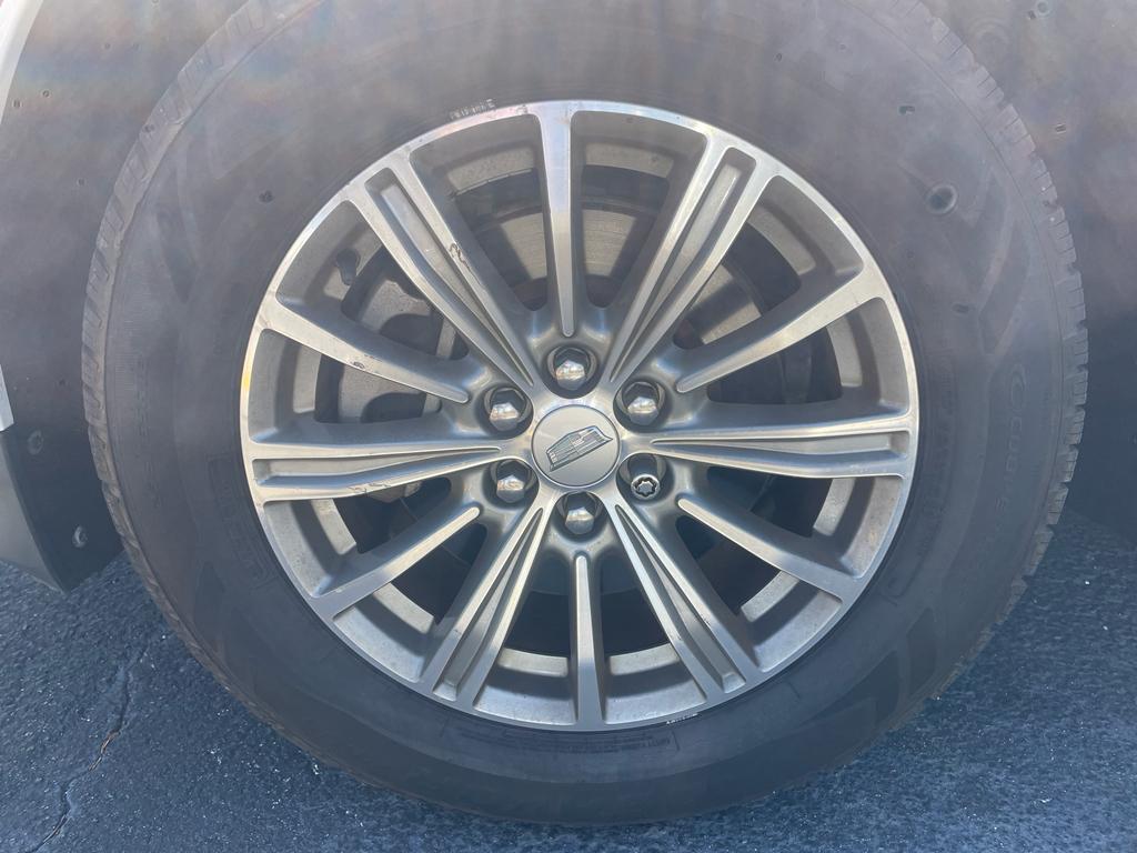 used 2019 Cadillac XT5 car, priced at $21,708