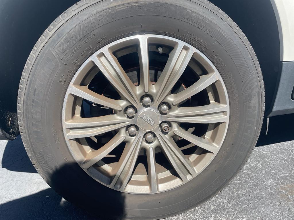 used 2019 Cadillac XT5 car, priced at $21,708