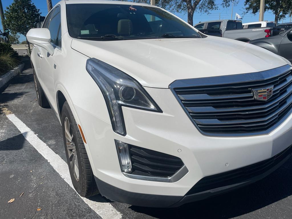 used 2019 Cadillac XT5 car, priced at $21,708