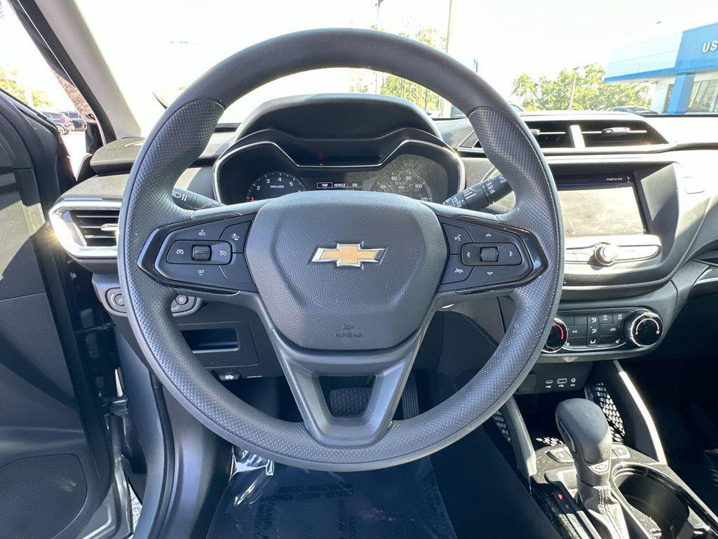 used 2023 Chevrolet TrailBlazer car, priced at $20,109