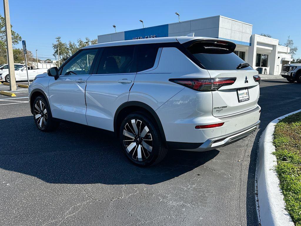 used 2025 Mitsubishi Outlander car, priced at $24,150
