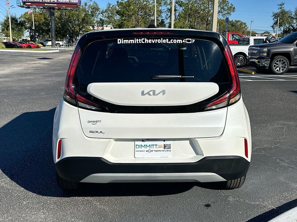 used 2024 Kia Soul car, priced at $13,600