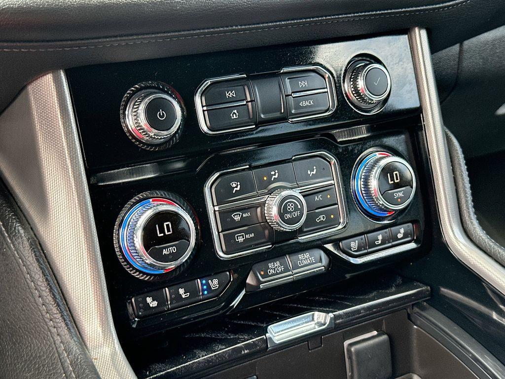used 2024 GMC Yukon car, priced at $59,700