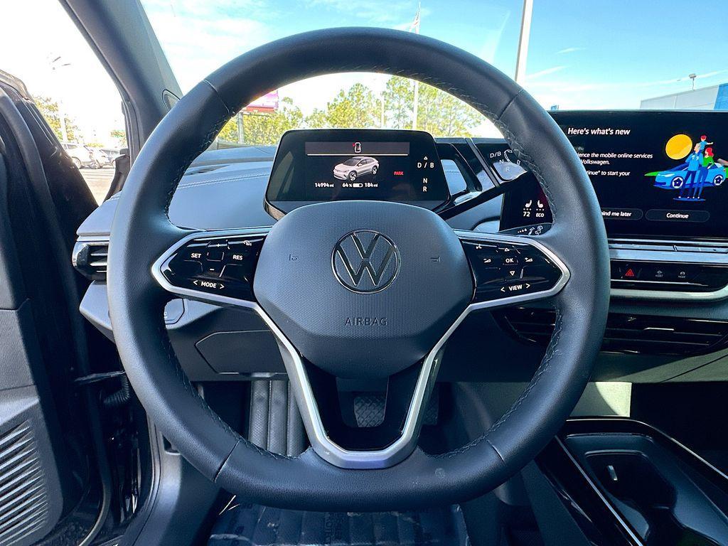 used 2023 Volkswagen ID.4 car, priced at $21,500