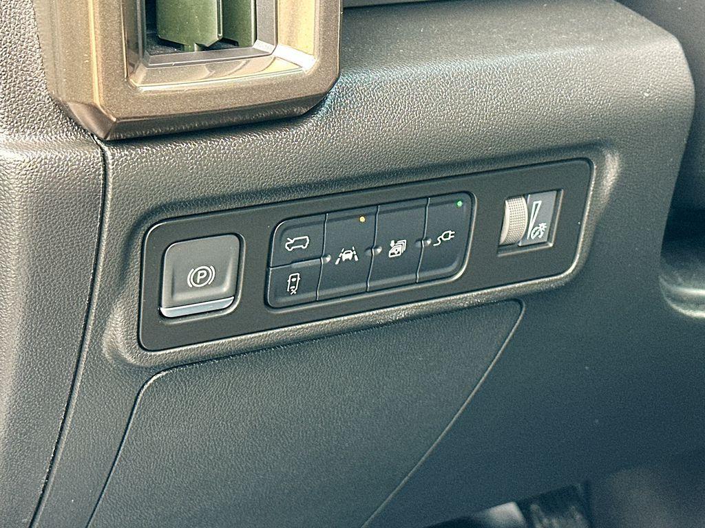 used 2024 GMC HUMMER EV SUV car, priced at $70,900