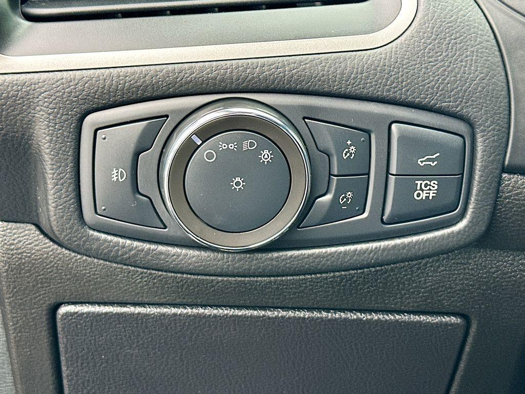 used 2022 Ford Edge car, priced at $22,990