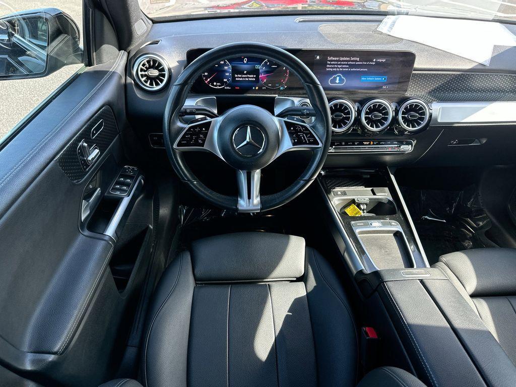 used 2025 Mercedes-Benz GLB 250 car, priced at $33,775