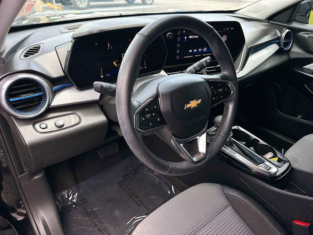 used 2024 Chevrolet Trax car, priced at $21,968