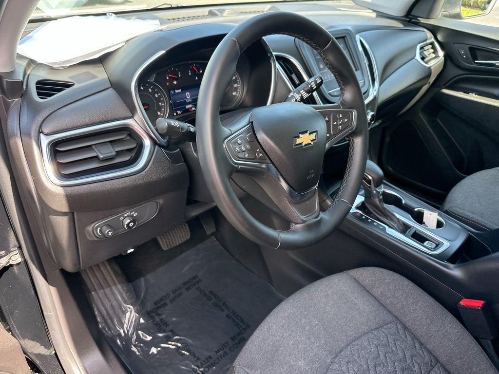 used 2024 Chevrolet Equinox car, priced at $20,900