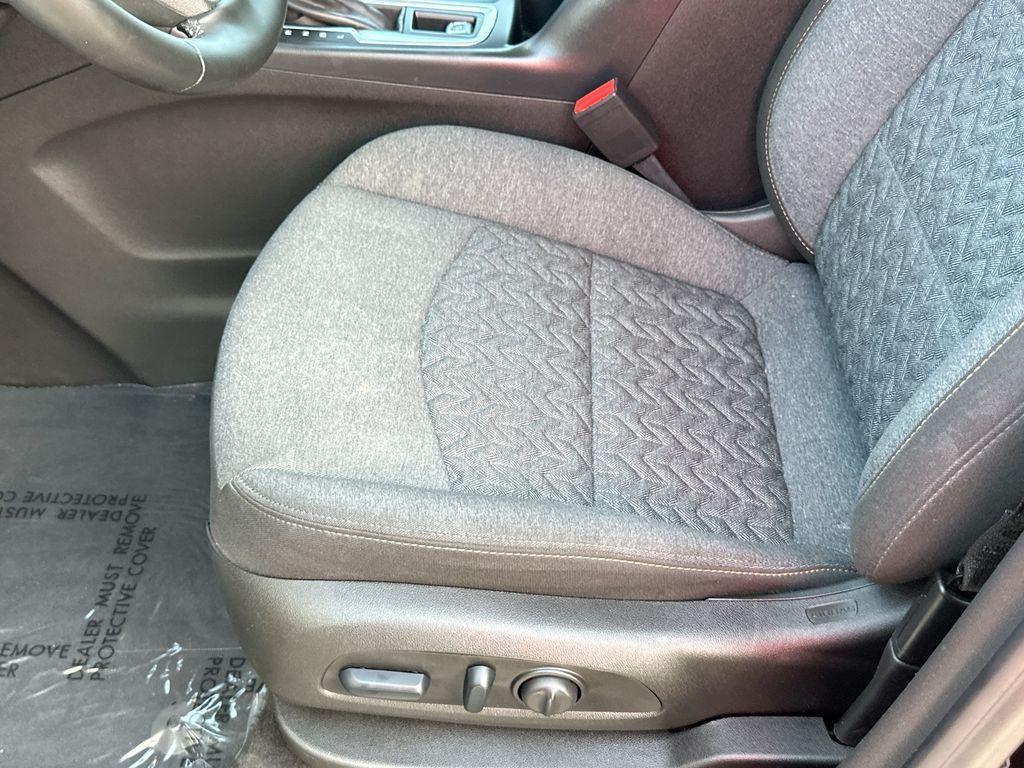 used 2024 Chevrolet Equinox car, priced at $20,900