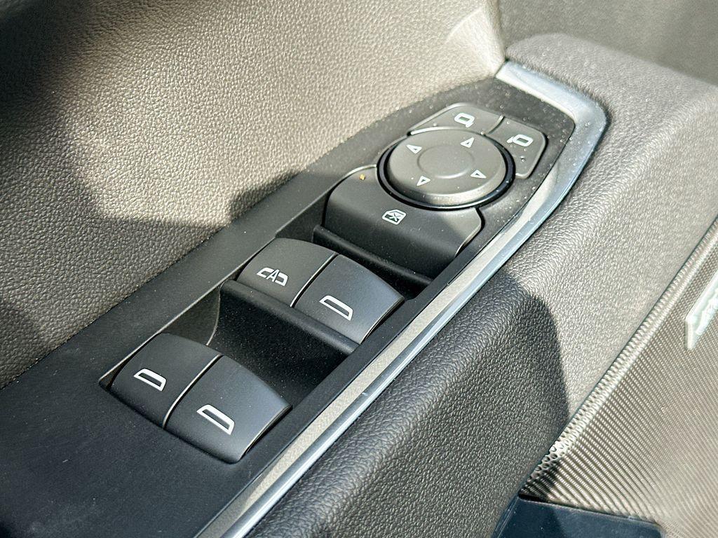 new 2025 Chevrolet Silverado 1500 car, priced at $71,998