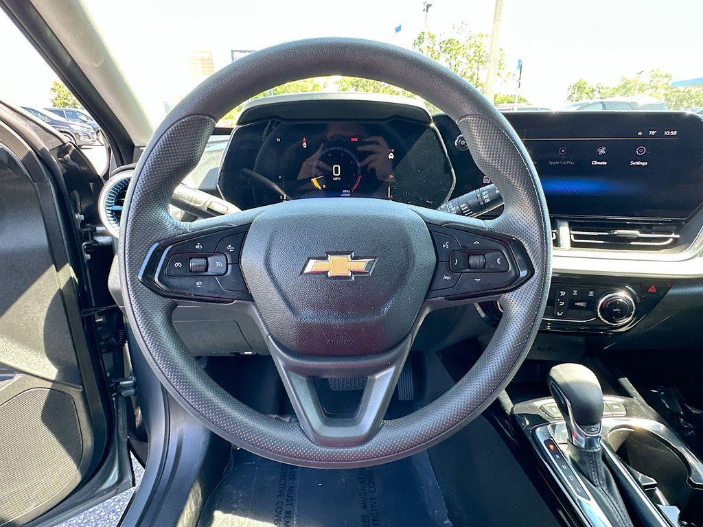 used 2025 Chevrolet Trax car, priced at $20,798
